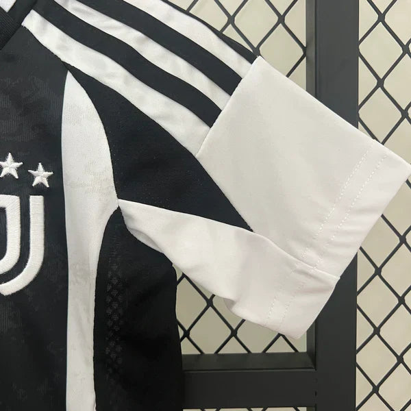 Conjunto Infantil Juventus 24/25 Home Adidas - Listrado